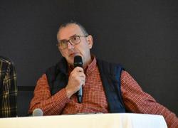 Sam Schrock et Dominique Rioux, de l'IFV, ont restitué les résultats de l'étude terroir de l'AOC vouvray sur laquelle ils travaillent depuis quatre ans, tant sur le terrain qu'en cartographie derrière un écran. ©N.D